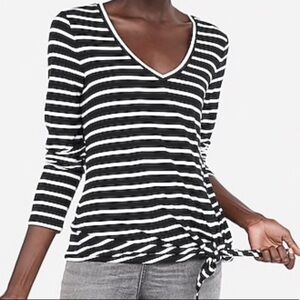 Express Sexy Knotted V Neck Tunic EUC